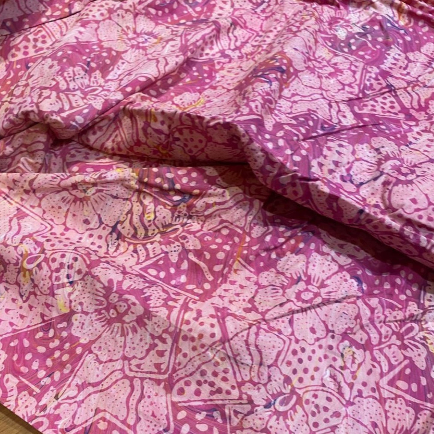 Manetain — Batik Bonnet (Silk Satin Lined)